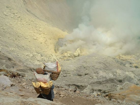 Imposanter Ijen Krater ab Südbali: Java Mount Ijen