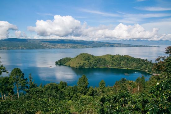 Sumatra Überlandreise ab Medan: Sumatra Lake Toba