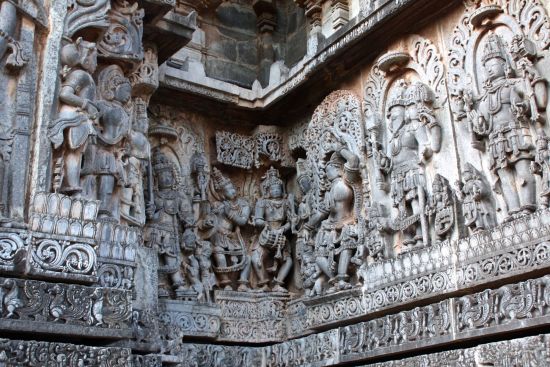 Le sud diversifié de l’Inde de Kochi: Halebid: Temple details