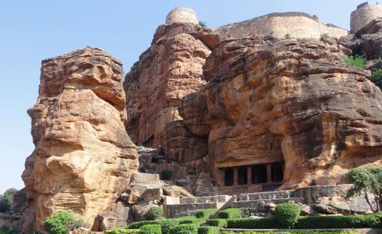 Karnatakas kulturelles Vermächtnis ab Goa: Badami: Cave Temple
