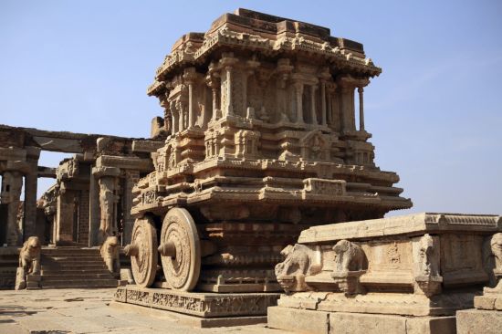 Karnatakas kulturelles Vermächtnis ab Goa: Hampi: Vittala Temple