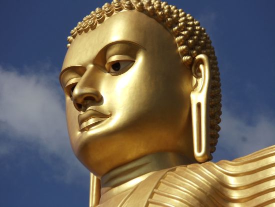 Sri Lanka Kompakt ab Colombo: Dambulla: Golden Buddha