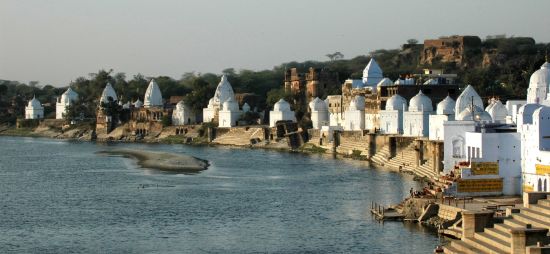 Mela Kothi - Chambal Safari Lodge ab Agra: Bateshwar: Temple Complex