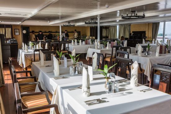 Flusskreuzfahrt nach Saigon ab Siem Reap: Jayavarman Indochine Dining Hall