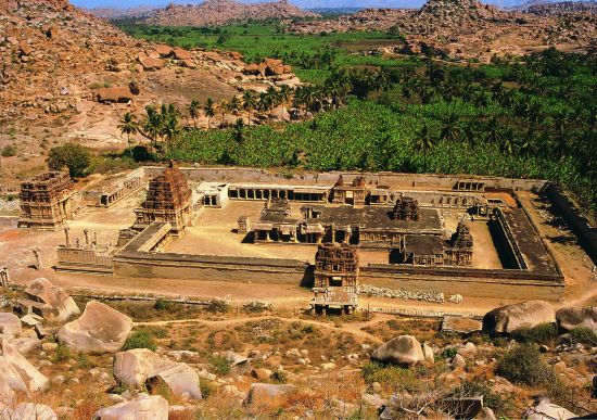 Karnatakas kulturelles Vermächtnis ab Goa: Hampi: Unesco World Heritage