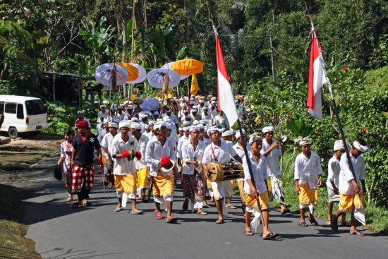 Les hauts lieux de Bali de Sud de Bali: Bali Procession