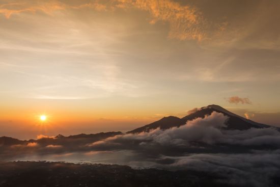 Les hauts lieux de Bali de Sud de Bali: Bali Sunrise view from Mount Batur