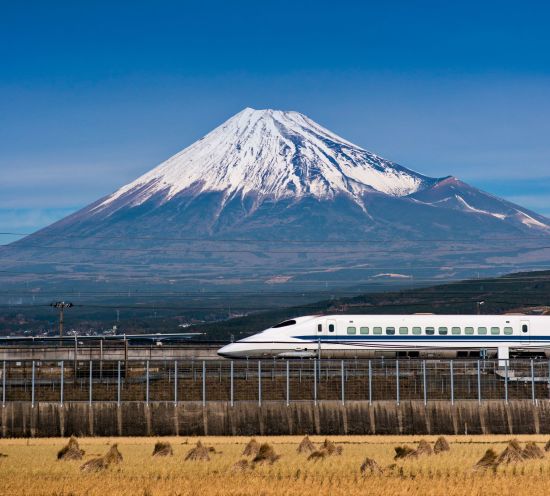 Das Land der aufgehenden Sonne ab Tokio: Mt. Fuji