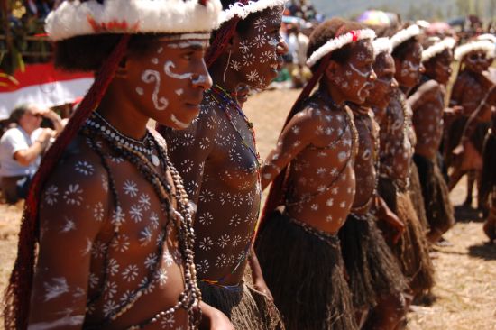 Papua - Reise in eine andere Zeit ab Jayapura: Baliem Festival, Papua