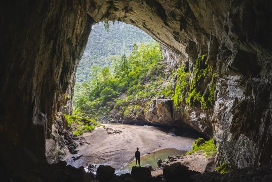 Zentralvietnam aktiv erleben ab Hue: Entrance to go to Son Dong Cave