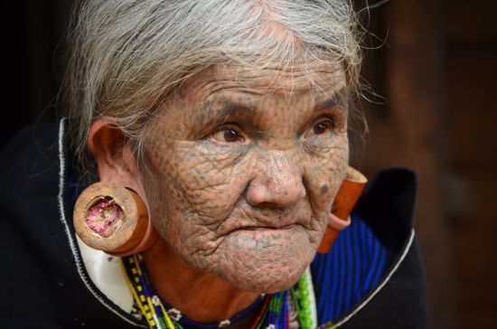 Ausflug in die Chin Berge ab Bagan: Myanmar Chin State People