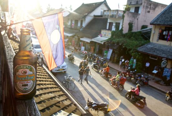 Laos Intensiv ab Vientiane: Luang Prabang: beer time