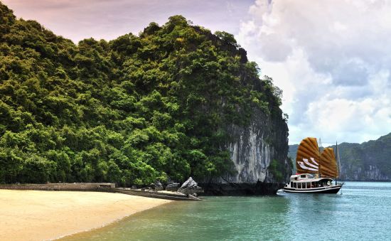 Halong Bucht Kreuzfahrten mit «Legend Halong» Privatboot ab Hanoi: Bhaya-Legend-I-2