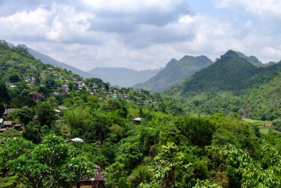 Wandern im malerischen Shan Staat (3 Tage) ab Inle Lake: Beautiful Train and Community Trails