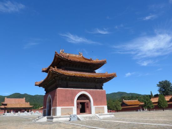 Trekking sur la Grande Muraille de Pékin: Eastern Qing Tombs