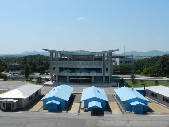 Grand circuit en Corée du Nord de Pyongyang: Panmunjon: demarcation line (DMZ)