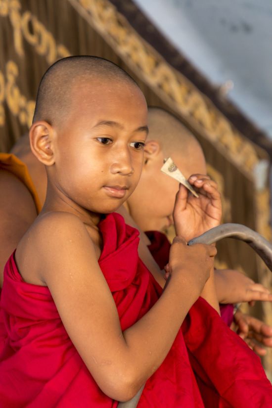Ursprüngliches Myanmar ab Yangon: Bagan Young Monk