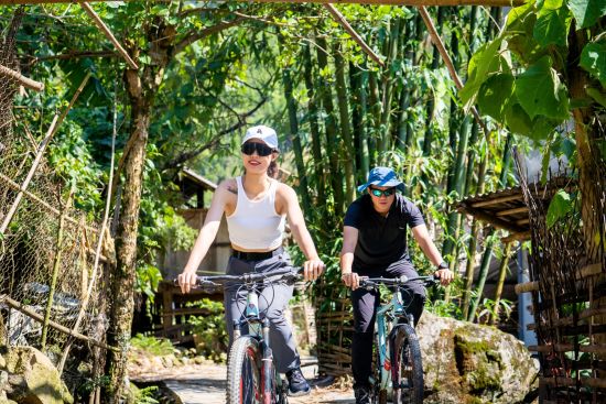 Abenteuer Sapa «Hiking & Biking Package» ab Hanoi: Activity