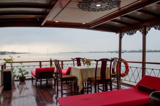 Croisières fluviales dans le delta du Mékong avec «Dragon Eyes» de Saigon: Topdeck Rear 1