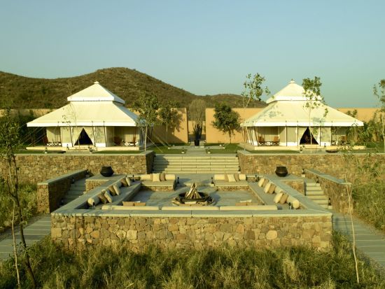 Voyage Aman pour les fins connaisseurs de Jaipur: Aman-i-Khas | Lounge, dining tents & main fireplace