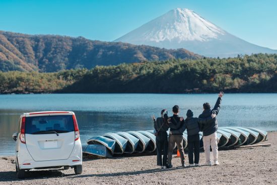 Mietwagen Rundreise «Izu Peninsula» ab Tokio: Fuji Mountain view at Lake Saiko