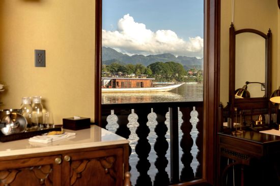 Croisière fluviale luxueuse au Laos de Vientiane: heritage-line-i-upper-mekong-i-ship-anouvong-i-signature-suite-15_53170668280_o