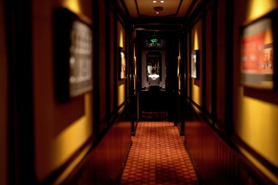 Croisière fluviale luxueuse au Laos de Vientiane: heritage-line-i-upper-mekong-i-ship-anouvong-i-hallway_53169648477_o