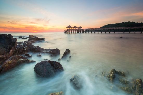 Les perles malaises du sud de Kuala Lumpur: Desaru Coast jetty
