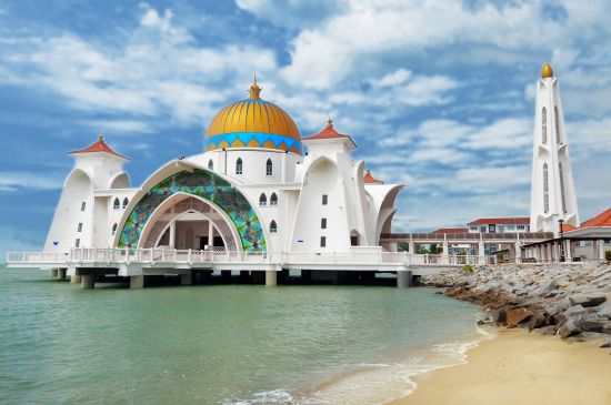 Les perles malaises du sud de Kuala Lumpur: Malacca: Mosque Masjid Selat