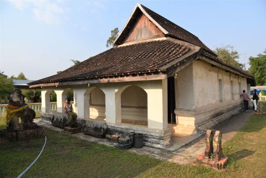 Juwel Chanthaburi ab Bangkok: Wat Thong Tua