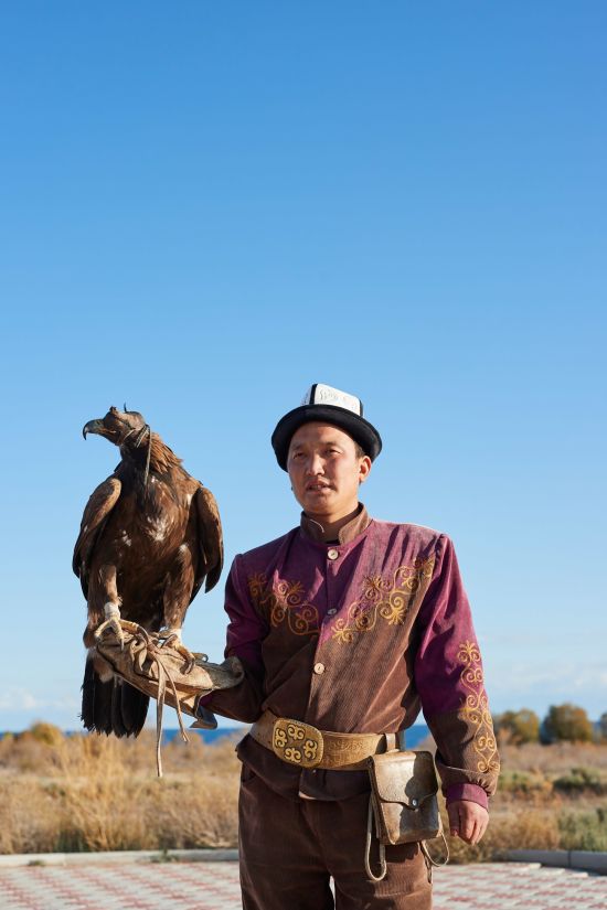 Sagenhafte Seidenstrasse im Zug erleben ab Taschkent: Kirgisischer Jäger