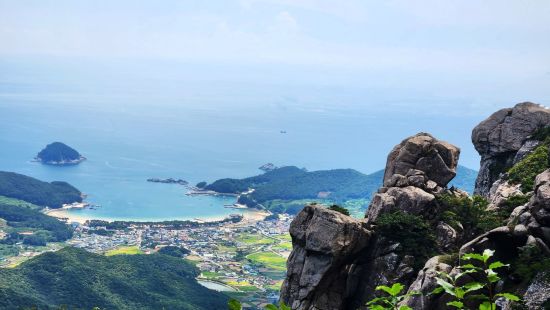Mietwagen Rundreise «Südliches Korea» ab Seoul: View from Geumsan mountain on Namhae island