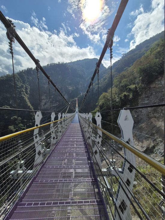 Nord-Taiwan Kompakt ab Taipei: Shuiyuan Suspension Bridge