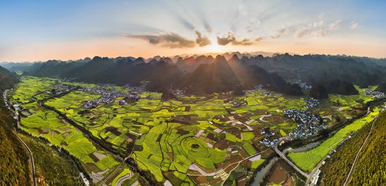 Leserreise SonntagsZeitung und Der Bund - Guizhou - Die unentdeckte Provinz Chinas de Guiyang: Wanfenglin National Park