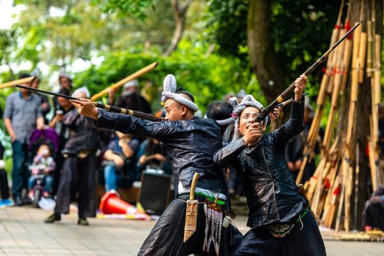 Leserreise SonntagsZeitung und Der Bund - Guizhou - Die unentdeckte Provinz Chinas ab Guiyang: Basha Miao Village