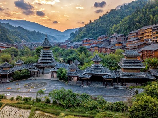 Paysages magiques & traditions vivantes de Guiyang: Zhaoxing Village