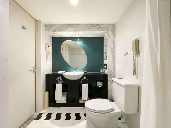 Beijing Xinqiao in Peking:  Superior bathroom