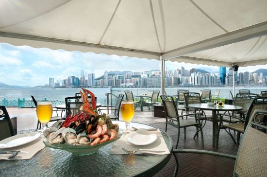 Harbour Grand Kowloon à Hong Kong:  Waterfront Bar & Terrace (Al-fresco)