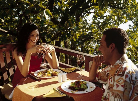 Ananda in the Himalayas à Rishikesh:  Tree Top Dining