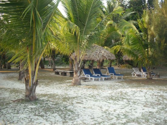 Silversand Beach Resort in Andamanen: beach: