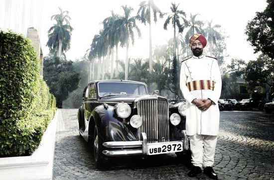 The Imperial New Delhi: Jaguar at the main porch