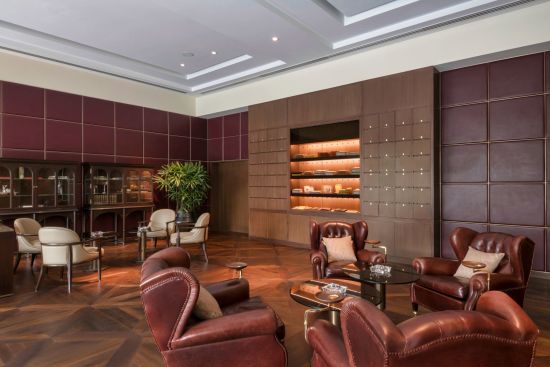 The Oberoi, New Delhi:  Cigar Lounge