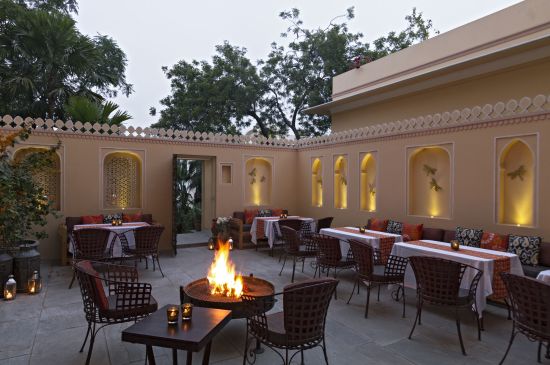 Samode Haveli in Jaipur:  Dining & Bar
