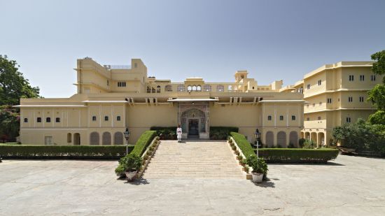 Samode Haveli in Jaipur:  Entrance