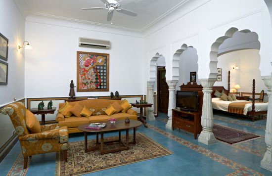 Samode Haveli in Jaipur:  Deluxe Suite