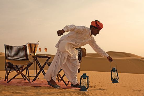 SUJÁN The Serai in Wüste Thar:  Desert