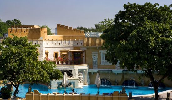 The Ajit Bhawan à Jodhpur: pool: 
