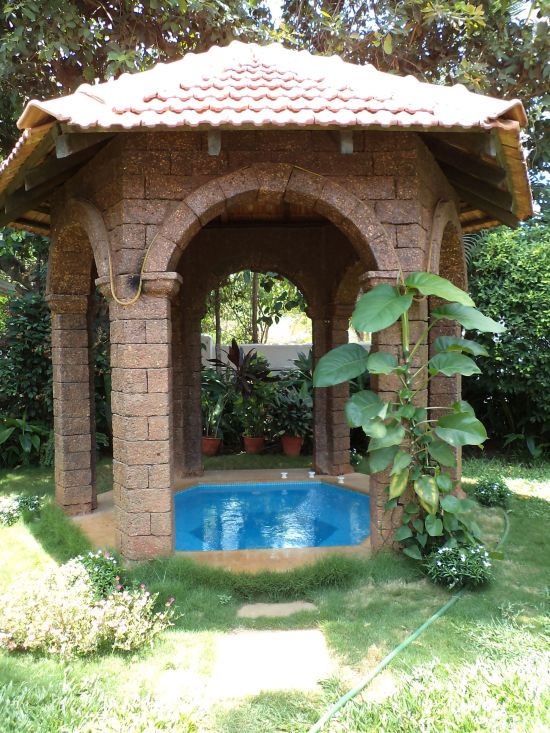 Casa De Goa Boutique Resort:  Jacuzzi