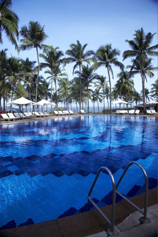 Taj Holiday Village Resort & Spa in Goa: pool: 