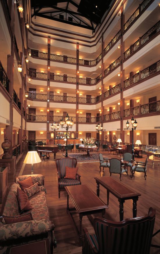 The Oberoi Cecil à Shimla:  Lobby